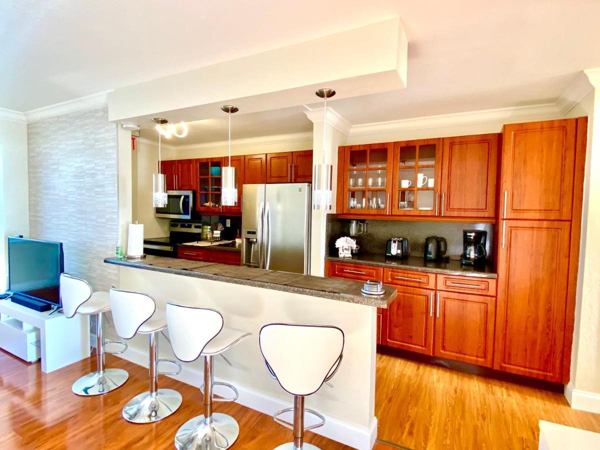 Deluxe Waterfront One Bedroom Apartment With Miami Skyline View, Free Parking 5 Mins Drive To Μαϊάμι Μπιτς Εξωτερικό φωτογραφία