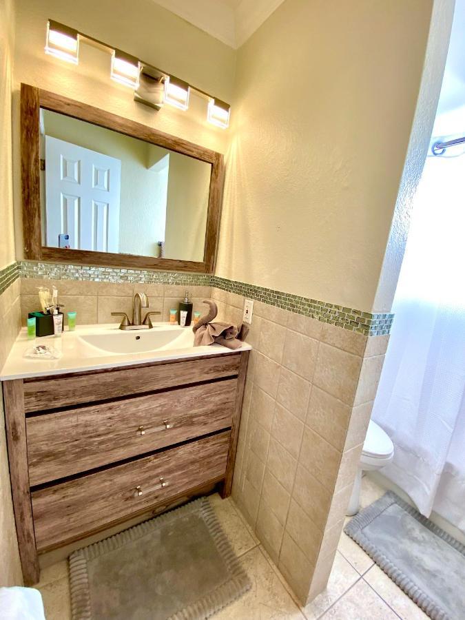 Deluxe Waterfront One Bedroom Apartment With Miami Skyline View, Free Parking 5 Mins Drive To Μαϊάμι Μπιτς Εξωτερικό φωτογραφία
