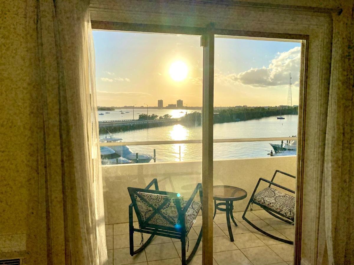 Deluxe Waterfront One Bedroom Apartment With Miami Skyline View, Free Parking 5 Mins Drive To Μαϊάμι Μπιτς Εξωτερικό φωτογραφία